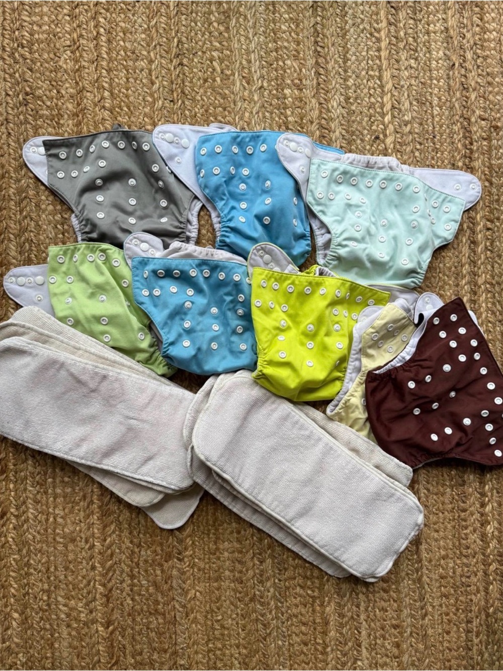 Cloth diaper bundle with inserts